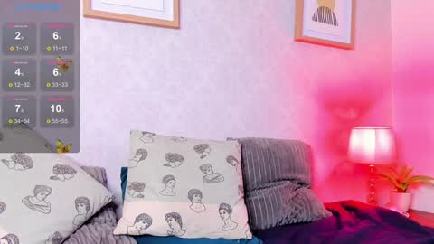  Caroline  online show from 01-10-25, 11:54