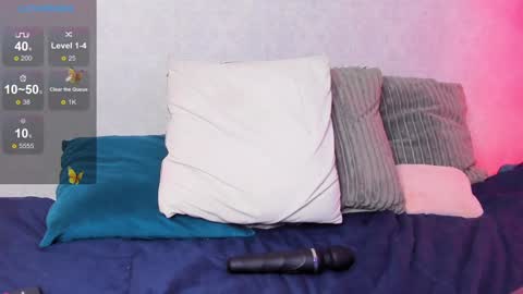  Caroline  online show from 01-14-25, 05:56