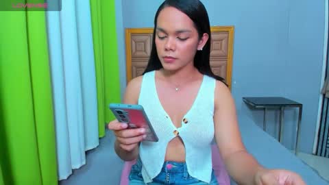 caroline_east online show from 01-19-26, 03:16