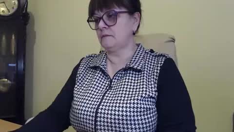 CarolineDream  online show from 01-17-25, 06:26