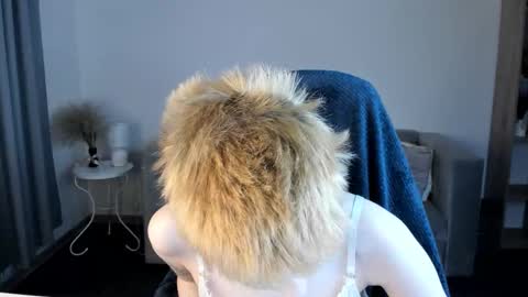 CarolineRichter online show from 09-21-25, 02:24