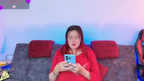 Snapshot of carolinhe_ chatting on 09-11-25, 09:37 Carolinhe online show from 09-11-25, 09:37