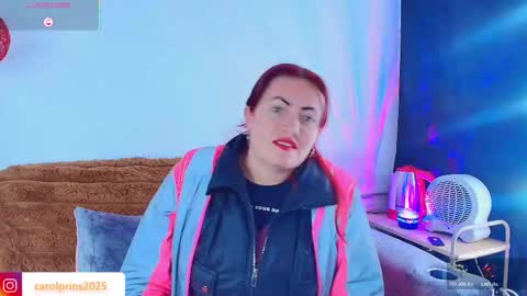 Snapshot of carolinhe_ chatting on 11-13-25, 12:04 Carolinhe online show from 11-13-25, 12:04