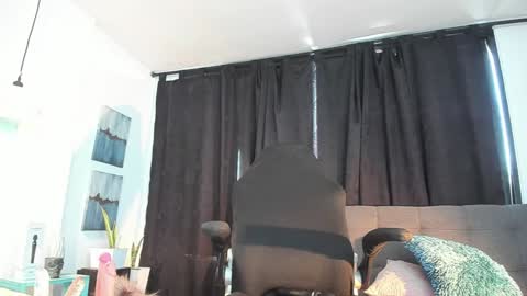 caro online show from 01-11-25, 02:25