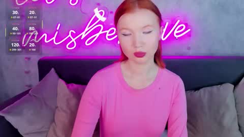 Snapshot of caroll_thompson chatting on 11-19-25, 10:04 Anna online show from 11-19-25, 10:04