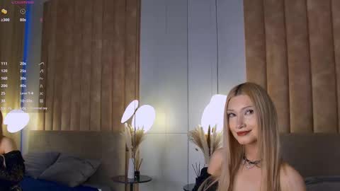 Snapshot of carolreeves chatting on 10-15-25, 06:57 Carol online show from 10-15-25, 06:57