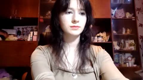 Mila online show from 11-29-25, 12:41