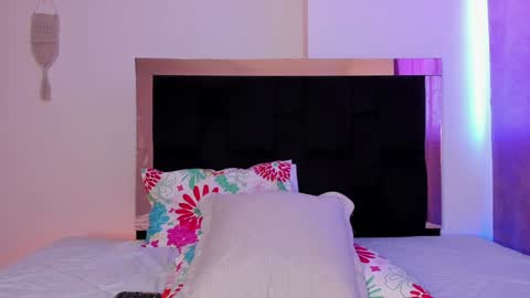 Snapshot of carorosse chatting on 12-08-24, 05:22 Caro online show from 12-08-24, 05:22