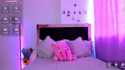 Snapshot of carorosse chatting on 02-16-25, 02:43 Caro online show from 02-16-25, 02:43