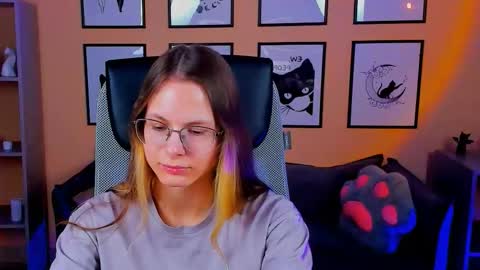 Snapshot of carrie_roses chatting on 10-09-25, 05:16 carrie_roses online show from 10-09-25, 05:16