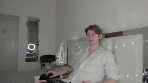 Carrie Byrd online show from 10-10-25, 05:50
