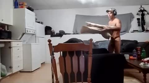 Snapshot of carriera796 chatting on 10-19-25, 08:20 carriera796 online show from 10-19-25, 08:20