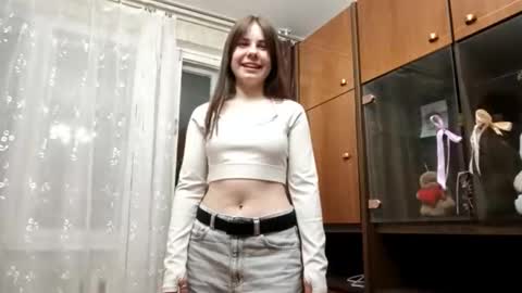 Snapshot of carrollschammel chatting on 10-15-25, 03:34 Milka like a chocolate online show from 10-15-25, 03:34