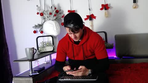 Carter online show from 12-31-24, 07:42