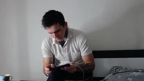 Snapshot of carter_reos chatting on 10-26-25, 02:45 Carter online show from 10-26-25, 02:45