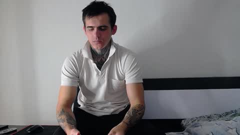 Snapshot of carter_reos chatting on 10-27-25, 12:53 Carter online show from 10-27-25, 12:53