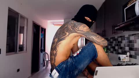 cash_master777 online show from 12-04-25, 02:15