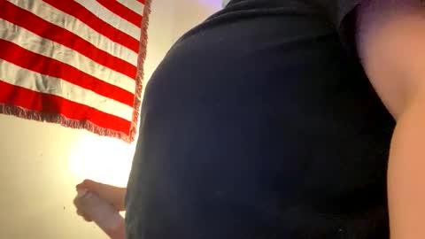 Snapshot of cashcoupllle chatting on 10-22-25, 12:55 Cash Couple online show from 10-22-25, 12:55