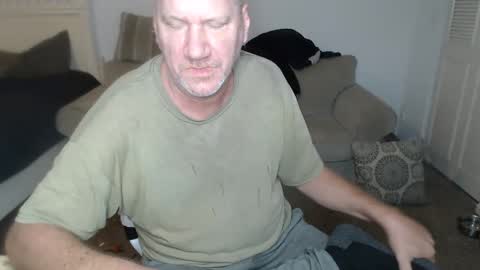 Snapshot of casinocam chatting on 02-01-25, 01:20 CasinoCam online show from 02-01-25, 01:20
