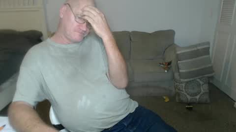 Snapshot of casinocam chatting on 02-04-25, 06:38 CasinoCam online show from 02-04-25, 06:38
