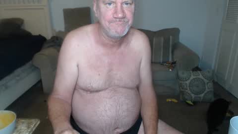 Snapshot of casinocam chatting on 02-09-25, 09:28 CasinoCam online show from 02-09-25, 09:28