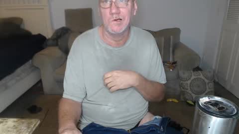 Snapshot of casinocam chatting on 02-10-25, 12:30 CasinoCam online show from 02-10-25, 12:30
