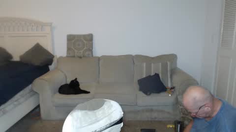 Snapshot of casinocam chatting on 02-13-25, 02:34 CasinoCam online show from 02-13-25, 02:34