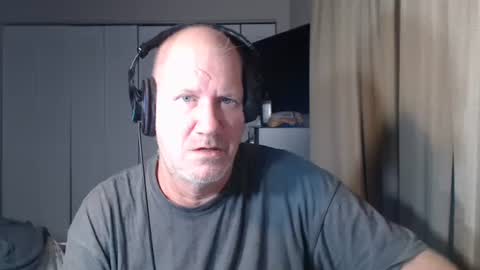 CasinoCam online show from 10-16-25, 05:52