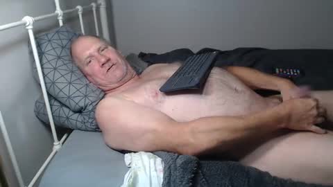 CasinoCam online show from 11-18-25, 07:40