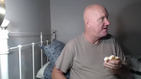 CasinoCam online show from 11-30-25, 05:39