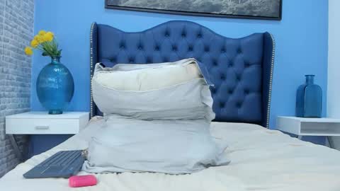 casper_white_ online show from 10-03-25, 05:04