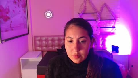 573215024606 online show from 10-03-25, 08:17