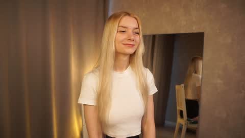 Cassie online show from 12-29-24, 06:24