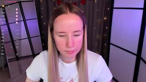 Snapshot of cassie_kelman chatting on 02-16-25, 03:04 Cassie online show from 02-16-25, 03:04