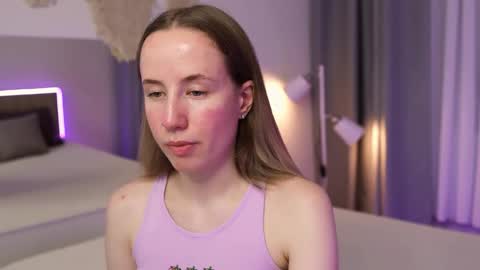 Snapshot of cassie_kelman chatting on 09-13-25, 09:03 Cassie online show from 09-13-25, 09:03