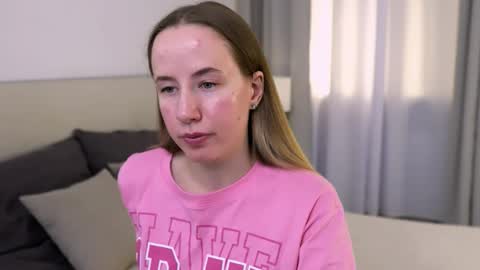 Snapshot of cassie_kelman chatting on 10-13-25, 08:53 Cassie online show from 10-13-25, 08:53