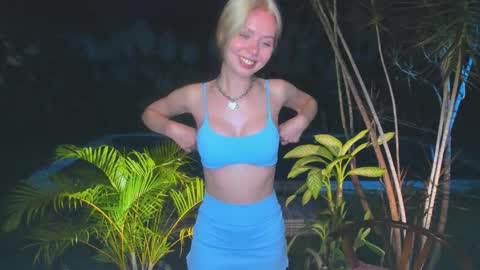 Hello my name is Cassie and my friend Nilo is also here online show from 02-21-26, 02:07