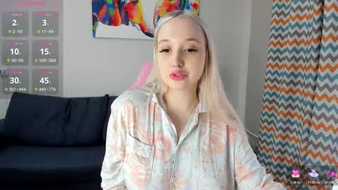 Snapshot of cassie_rosss chatting on 09-14-25, 09:52 Cassie Rosss online show from 09-14-25, 09:52