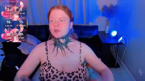 Cassie online show from 11-19-25, 08:53