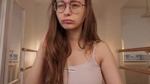 assie online show from 10-16-25, 12:17