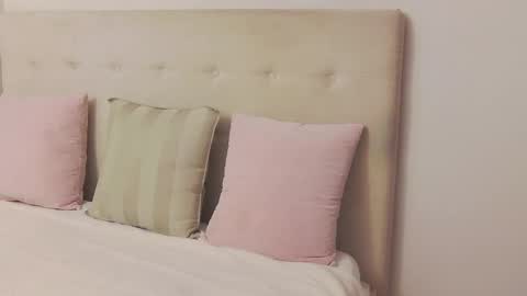 Snapshot of cassiehilton chatting on 11-14-25, 08:07 CassieHilton online show from 11-14-25, 08:07