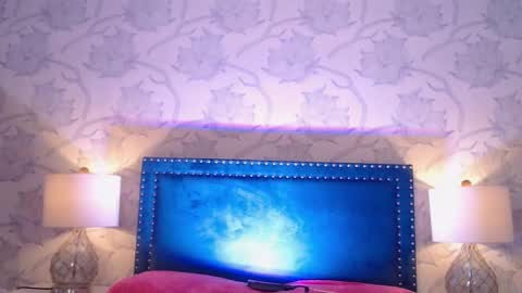 Cassie online show from 11-19-25, 03:17