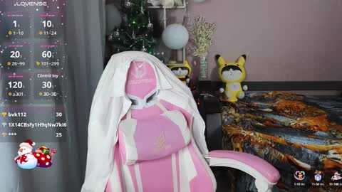 Snapshot of cassiejuice chatting on 12-29-24, 06:49 Cassie online show from 12-29-24, 06:49