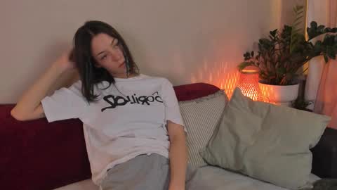  cassandra  online show from 11-04-25, 06:29