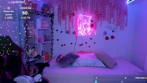 Snapshot of cat_kitty18 chatting on 03-11-25, 06:52 Lorena Saenz online show from 03-11-25, 06:52