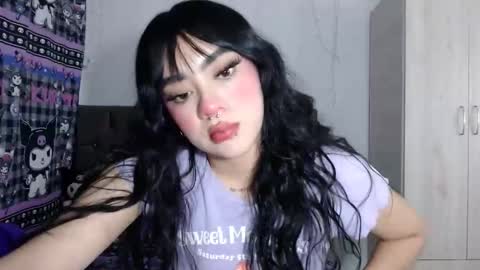 Snapshot of cat_mila_ chatting on 10-21-25, 04:46 Mila online show from 10-21-25, 04:46