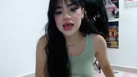 Snapshot of cat_mila_ chatting on 10-24-25, 03:36 Mila online show from 10-24-25, 03:36