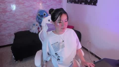 Snapshot of cata_bratz chatting on 09-11-25, 05:29 Catalina online show from 09-11-25, 05:29