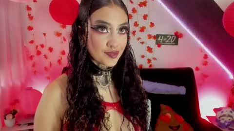 Cata green model independient online show from 02-10-25, 08:31