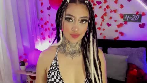 Cata green model independient online show from 02-17-25, 09:19